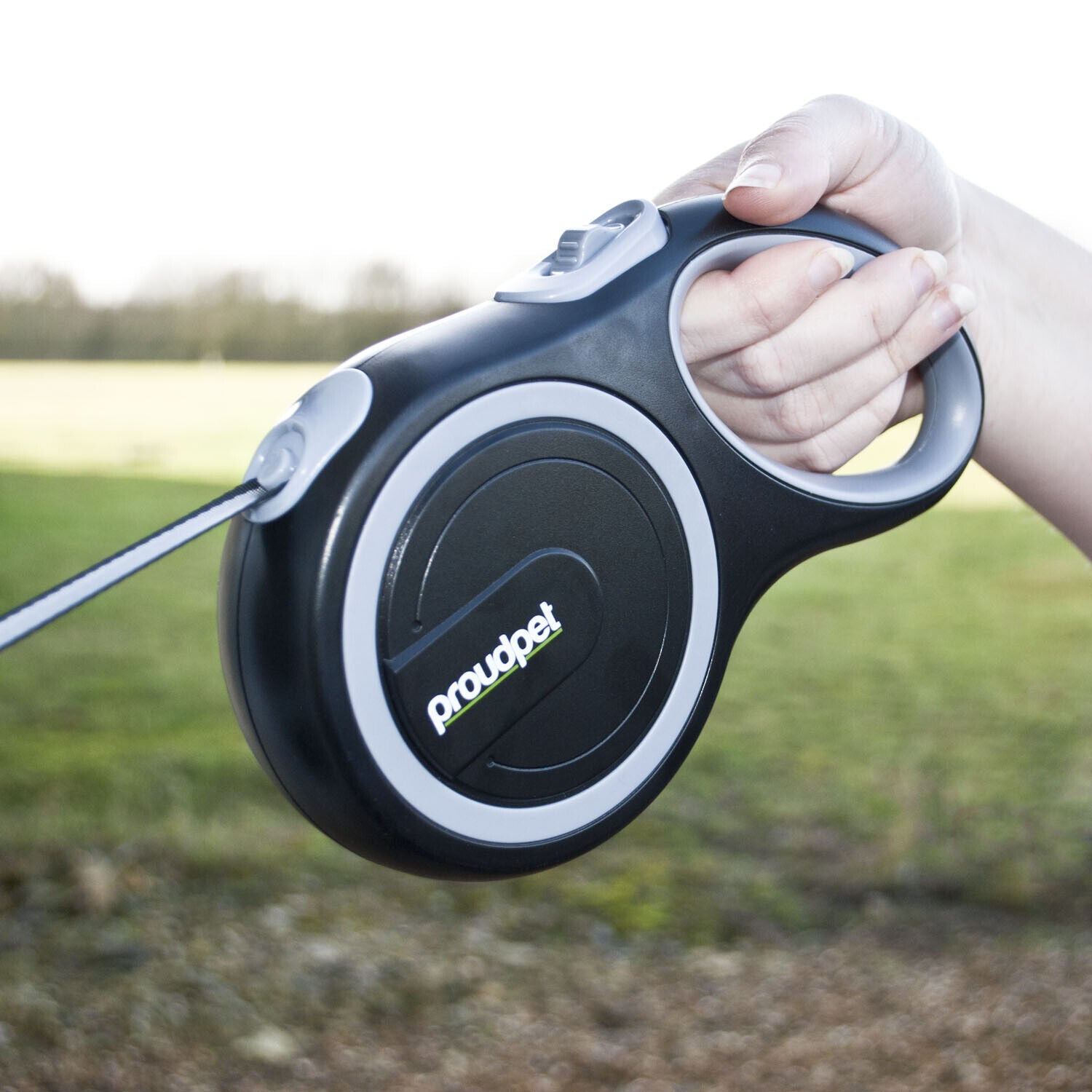 Ultimate Retractable Dog Leash - Anti-Twist & Tangle Design with Click Stop Extension