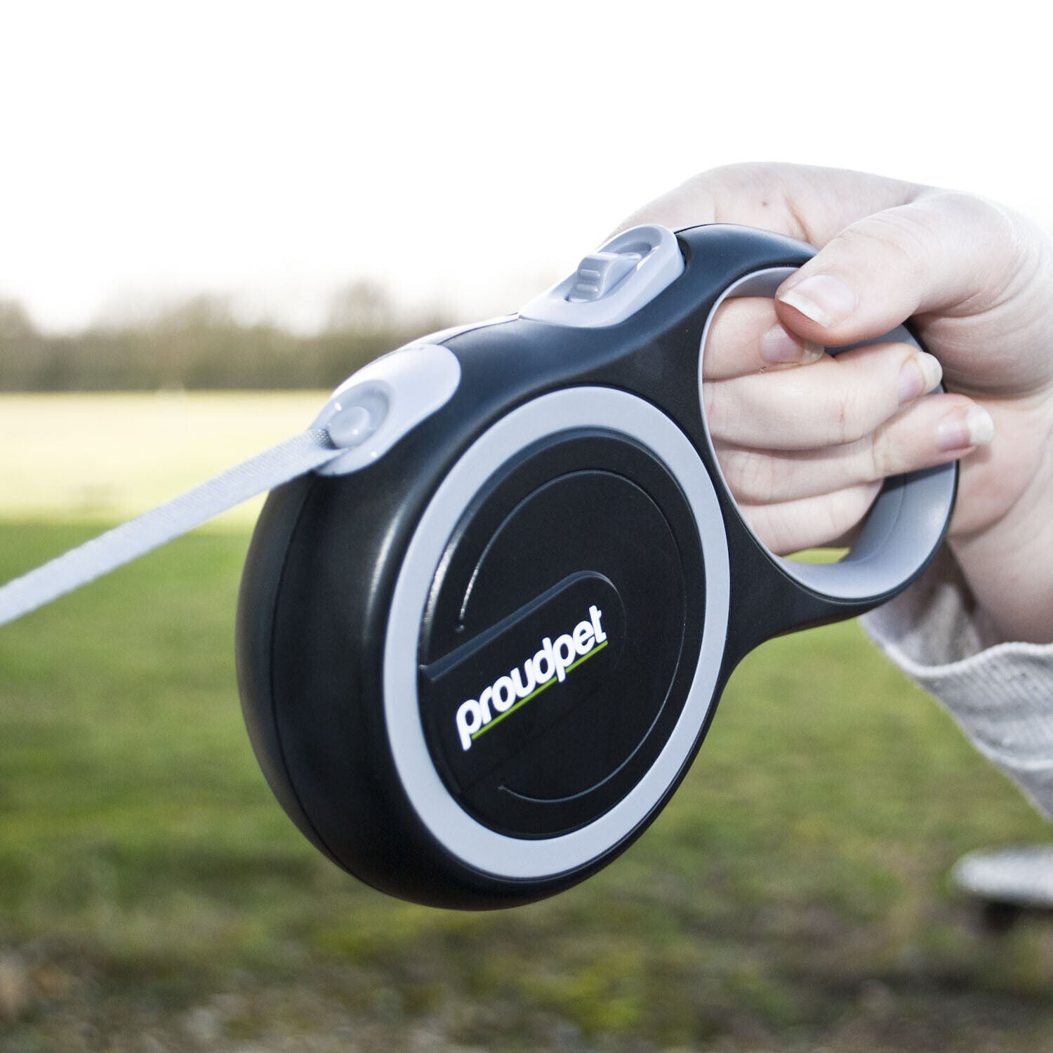 Ultimate Retractable Dog Leash - Anti-Twist & Tangle Design with Click Stop Extension